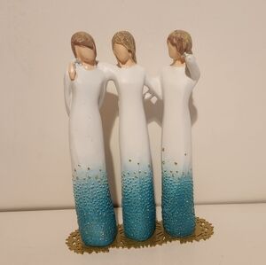 6 1/2” Wooden Sculpture of 3 Girls Sisters or Friends